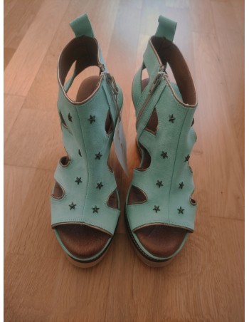 Sandalias verde agua cuña estrellas Nemonic